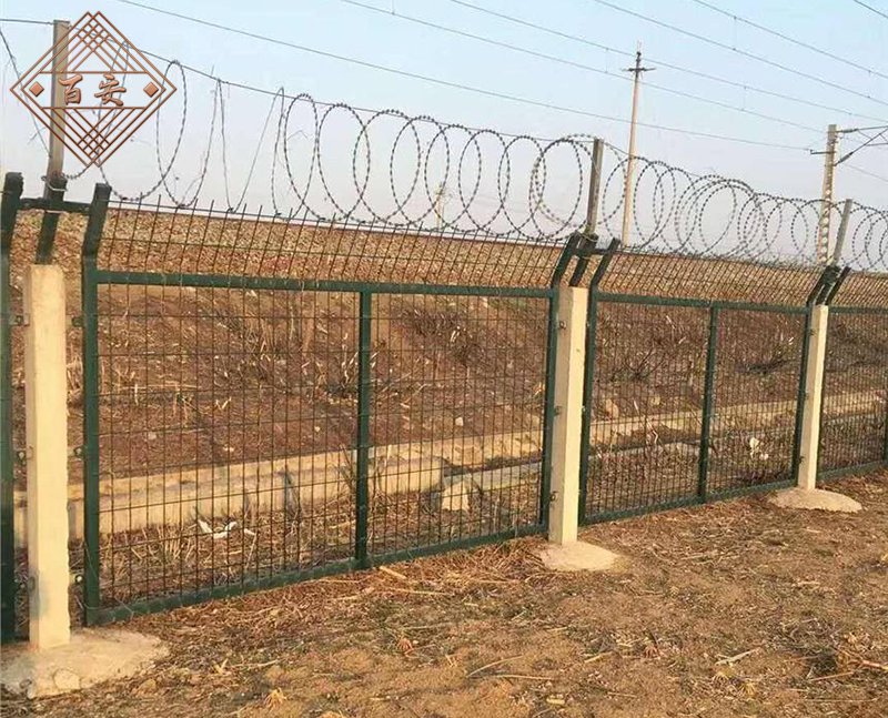 铁路线路防护栅栏